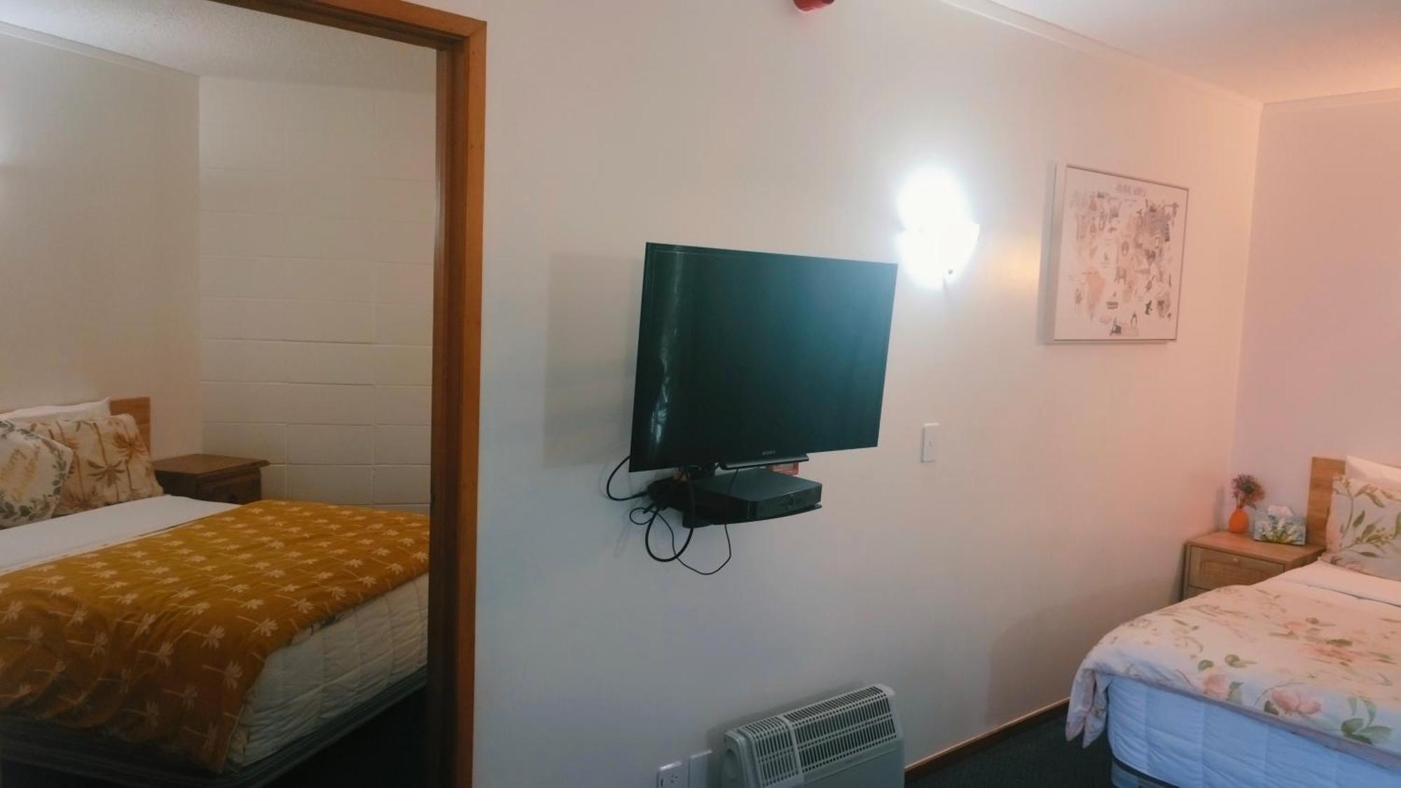 Motel Six