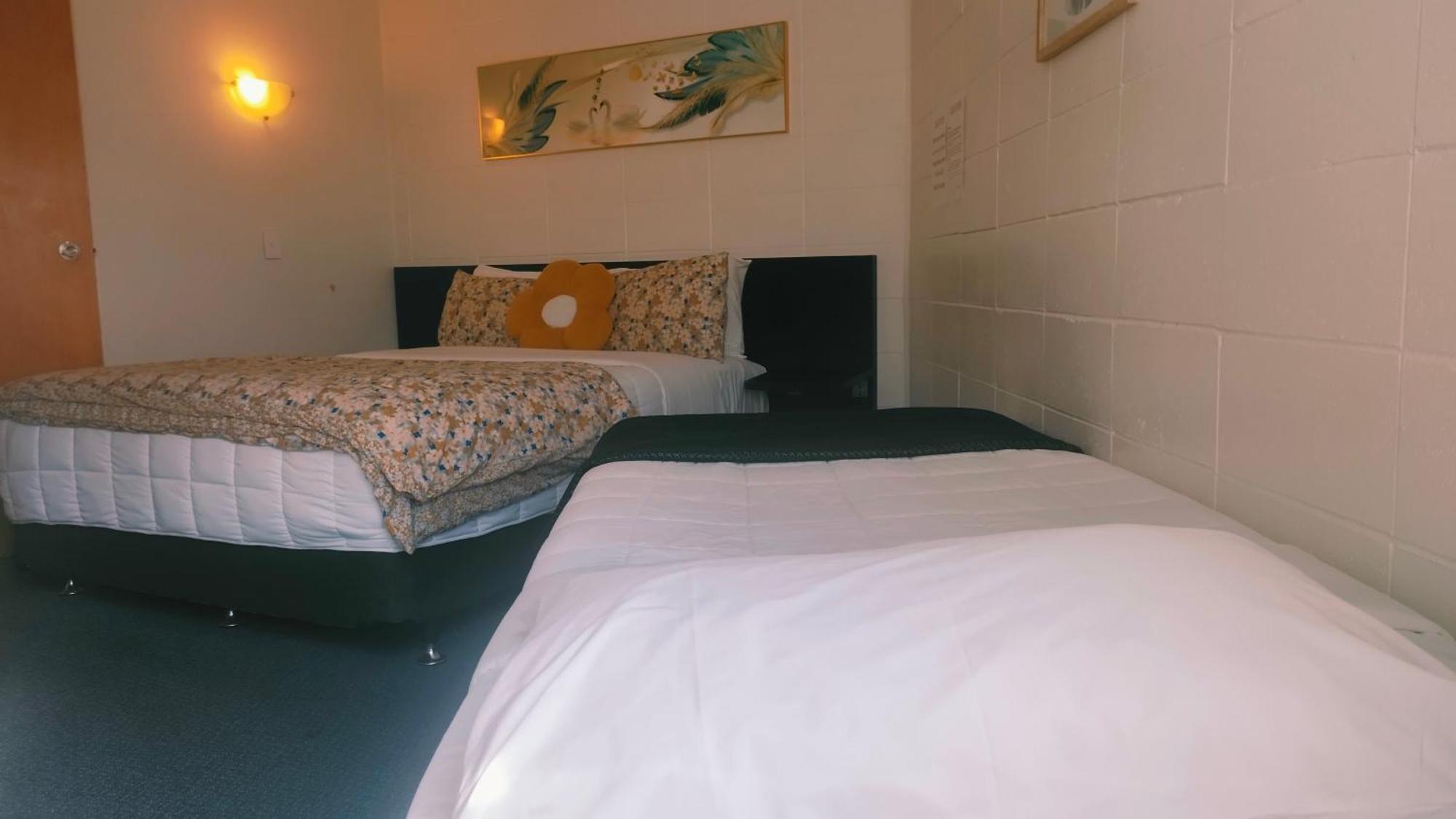 Motel Six