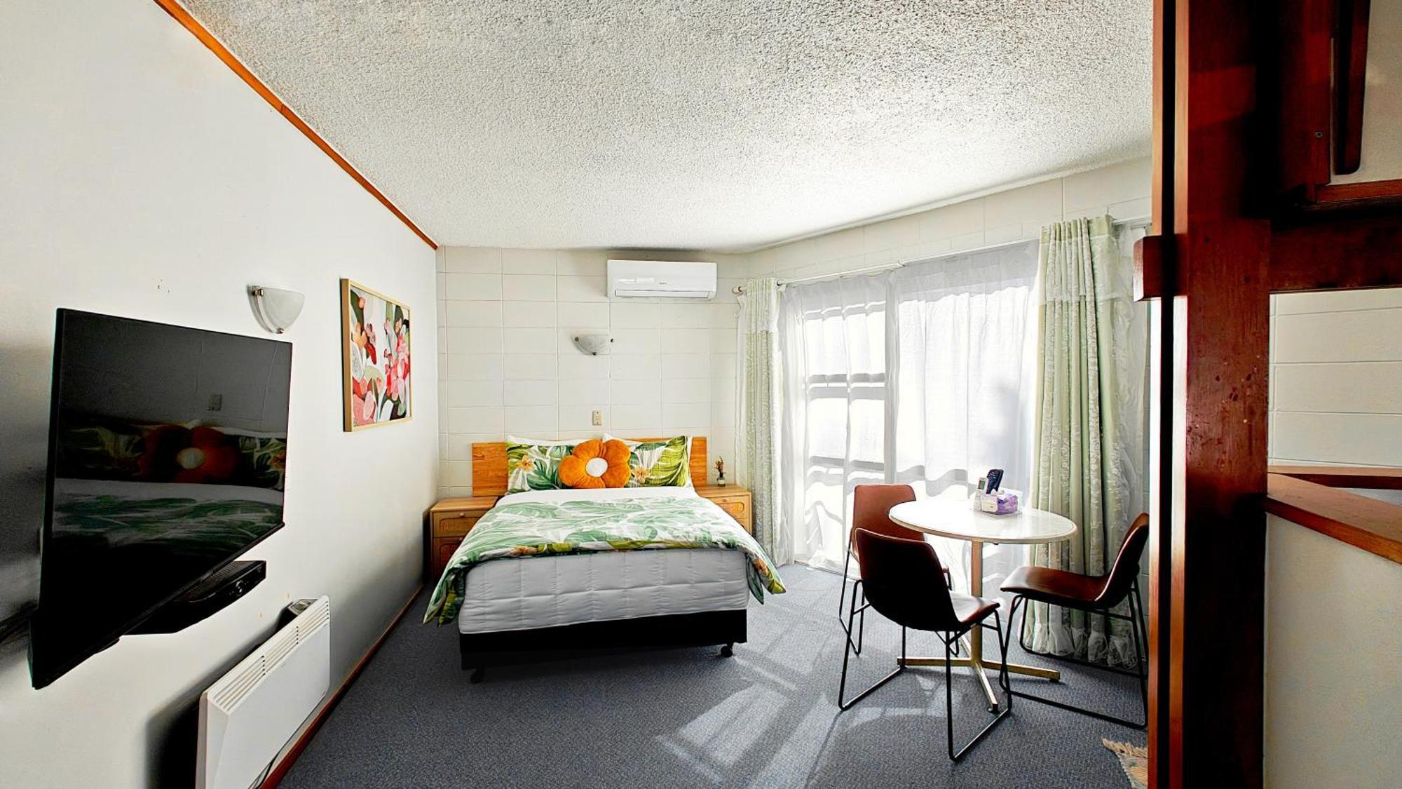 Six Motel Whangarei